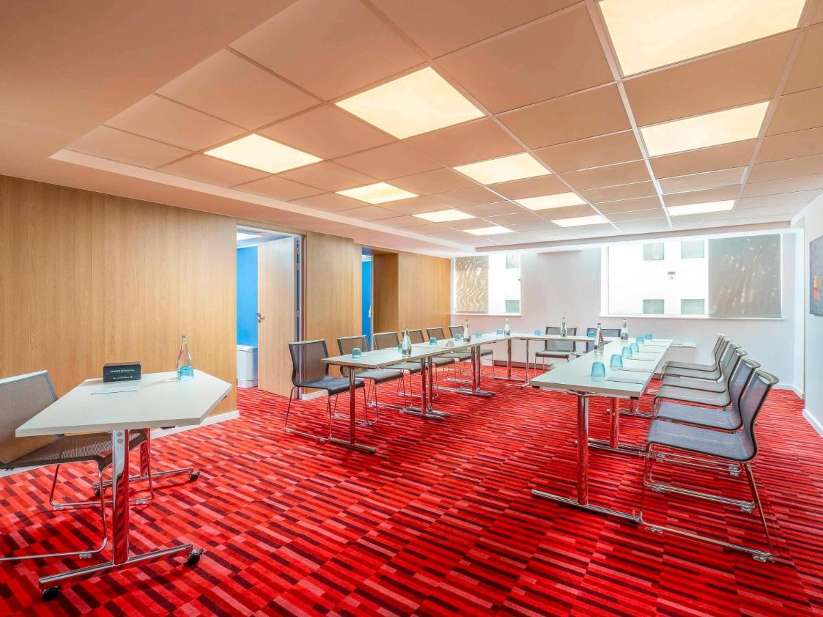 מלון Novotel Centre 4*